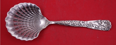 Berry Spoon clam shell  w/ grape motif  9